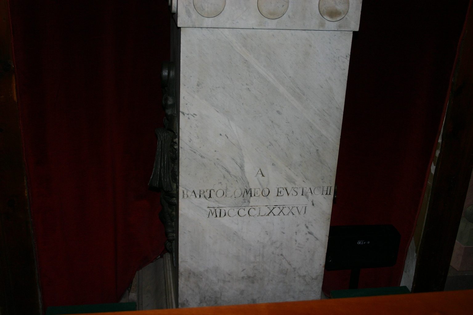 Bartolomeo Eustachi's bust, Municipality Hall, San Severino Marche, Italy - 05.JPG